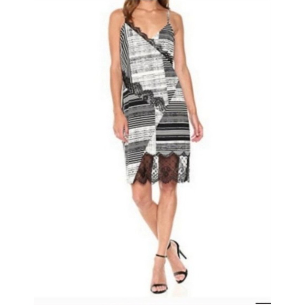 GUESS Black‎ White Striped Lace Trim Slip Dress Womens Large Sleeveless V-Neck